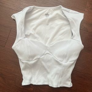 alo ribbed sweetheart shortsleeve in white